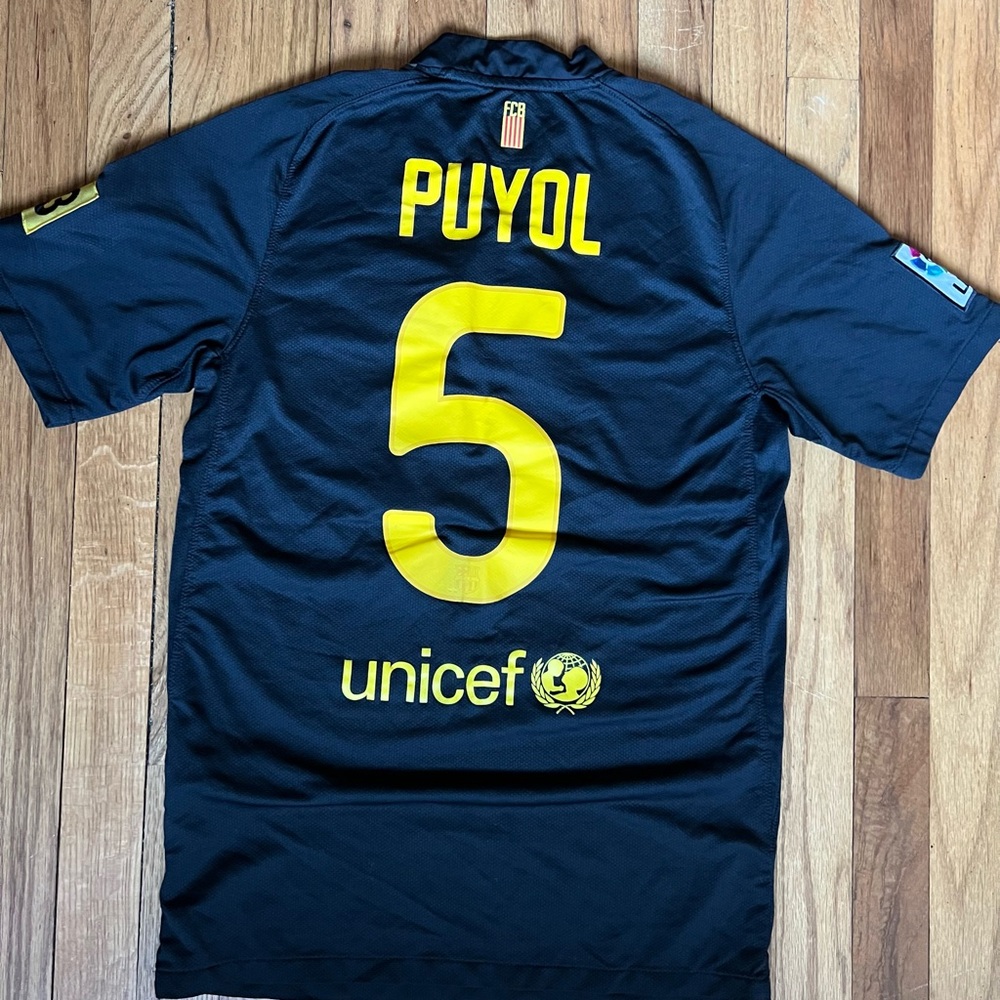 2011/12 FC Barcelona Puyol jersey